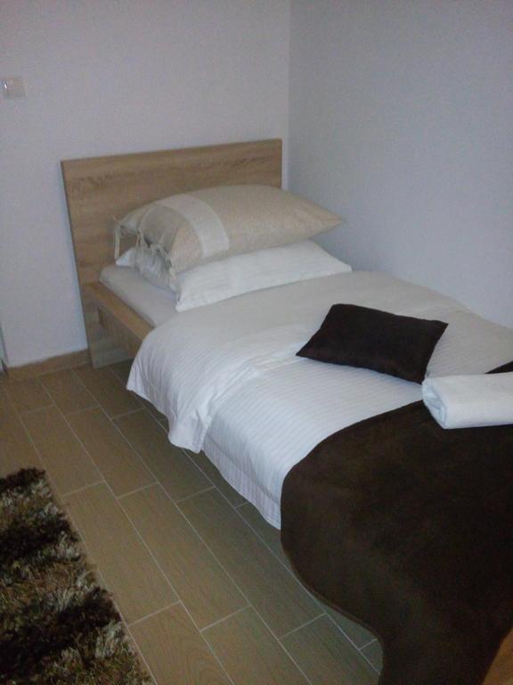 Adriatic Rose Apartment Turanj Exterior foto